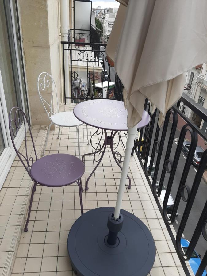 Appartement Cosy De Centre Ville Charenton-le-Pont Exterior photo